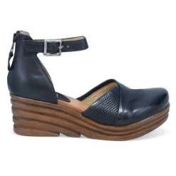 Acadia Wedge Sandal