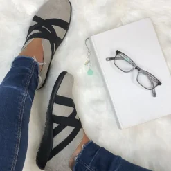 Apera Slip On Sneaker