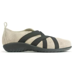 Apera Slip On Sneaker