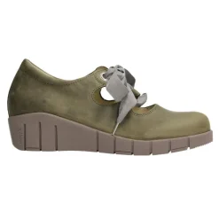 Boston Shoe