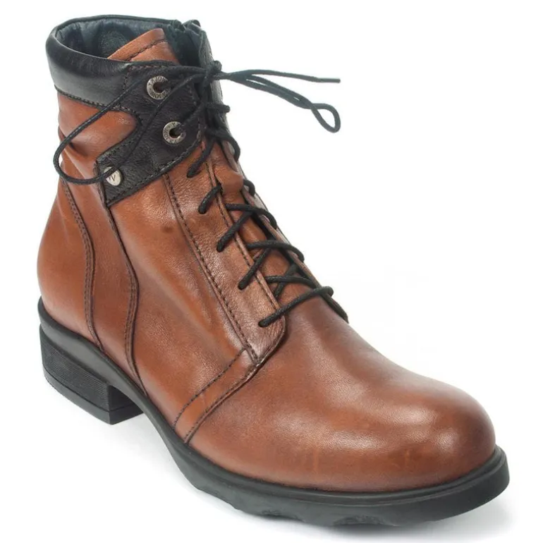 Center Boot