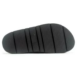 Circle Buckle Lowform Sandal