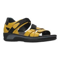 Desh Sandal