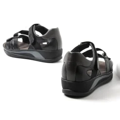 Desh Sandal