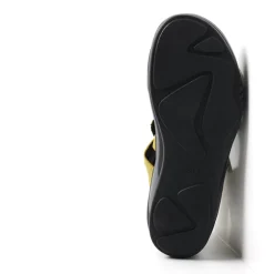 Desh Sandal
