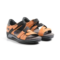 Desh Sandal
