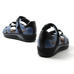 Desh Sandal