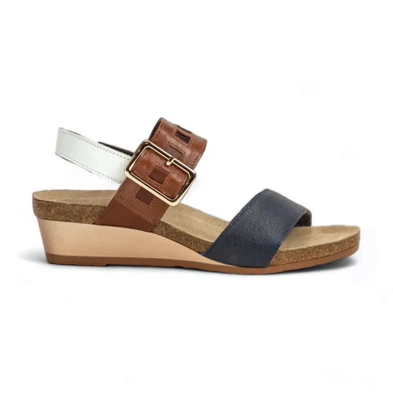 Dynasty Sandal (5052)