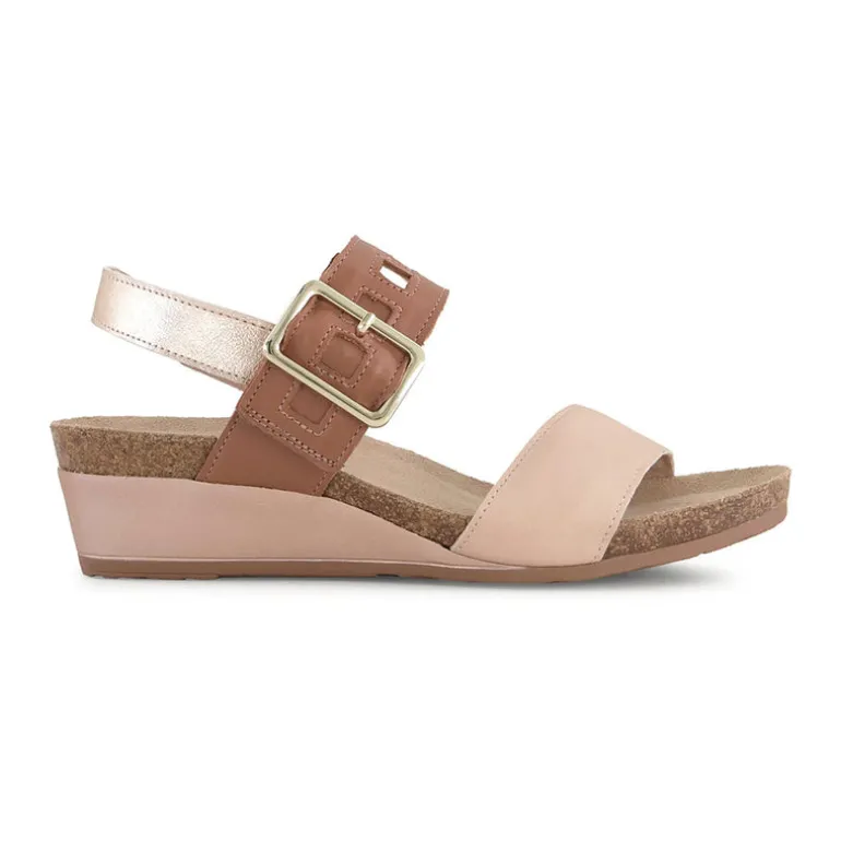 Dynasty Sandal (5052)