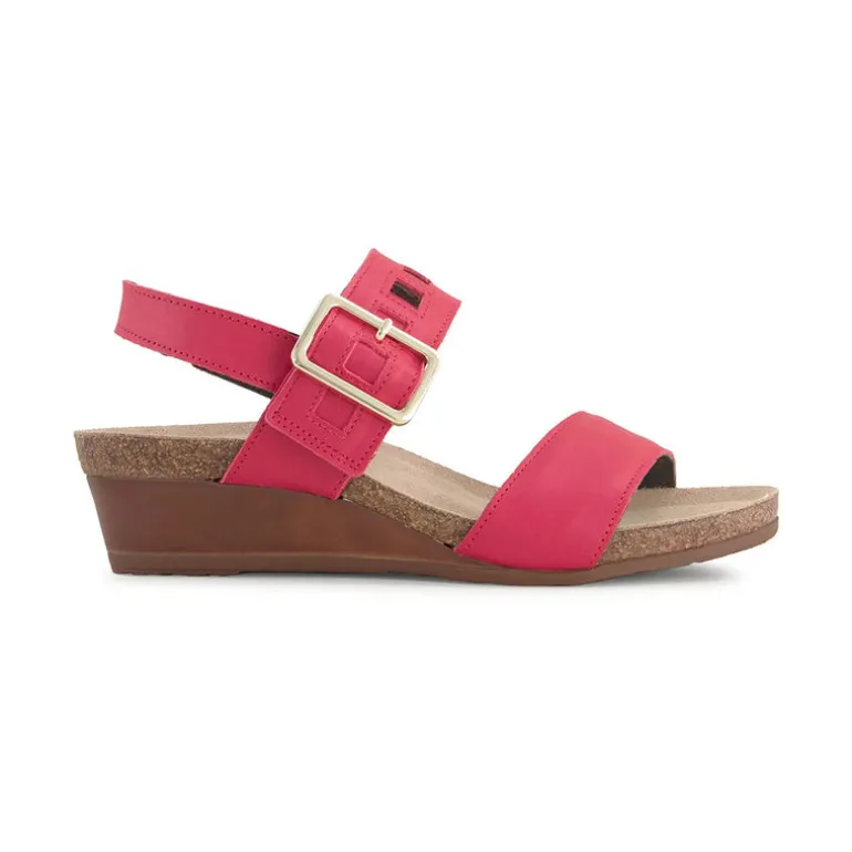 Dynasty Sandal (5052)