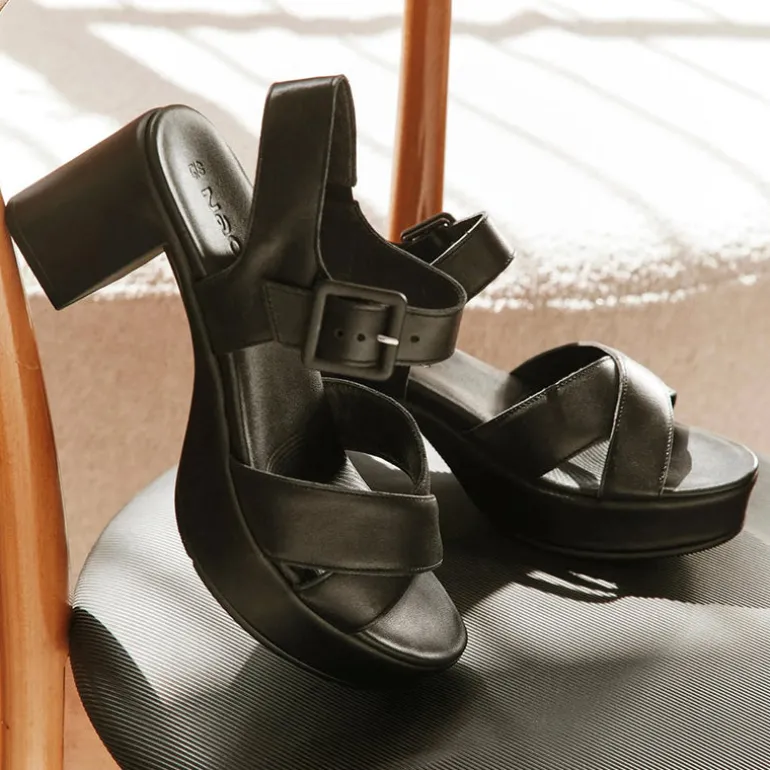 Elite Platform Sandal (123102)