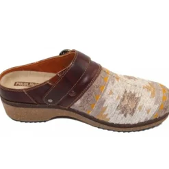 Granada Embroidered Clog (W0W-3620C1)