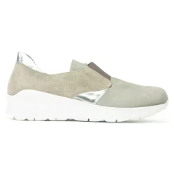 Intrepid Sneaker (18017)