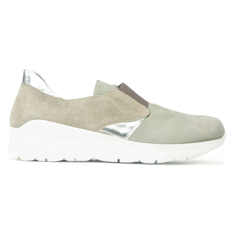 Intrepid Sneaker (18017)