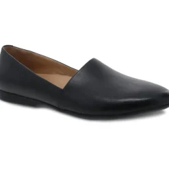 Larisa Pointed Toe Flat