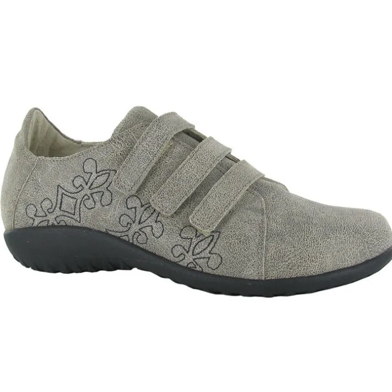 Mihi Embroidered Sneaker (11023)