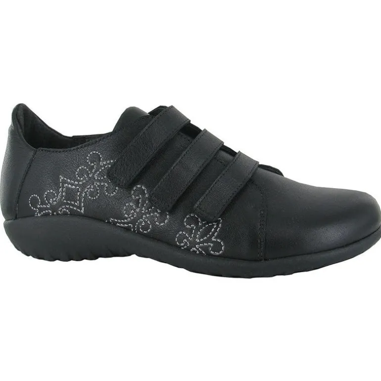 Mihi Embroidered Sneaker (11023)