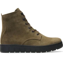 New Wave Lace Up