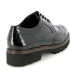 05.244 Patent Leather Lace Up