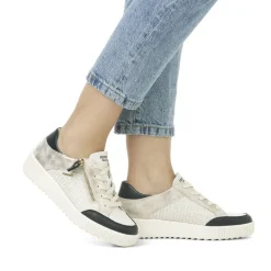 R7901