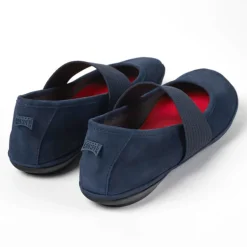 Right Nina Nubuck