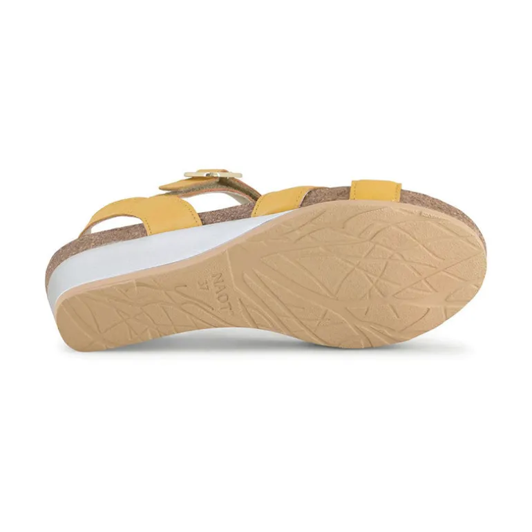 Throne Kitten Wedge (104121)