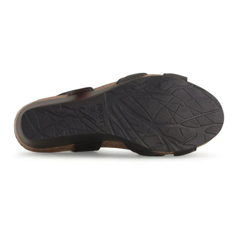 Throne Kitten Wedge (104121)